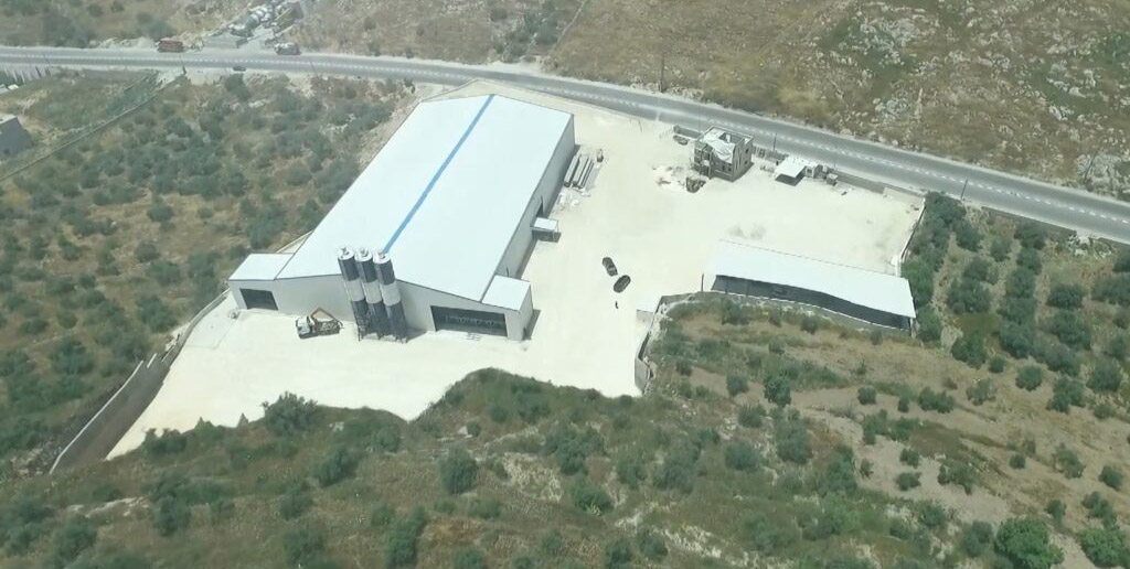 Filistin'de Al Weher için yeni tek palet fabrikası