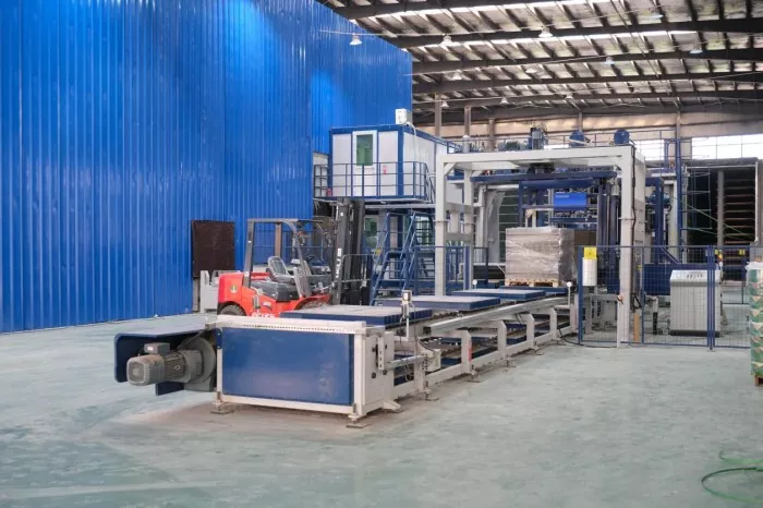 Akıllı Beton Blok Üretimi için Tam Otomatik Kilitli Parke Makinesi